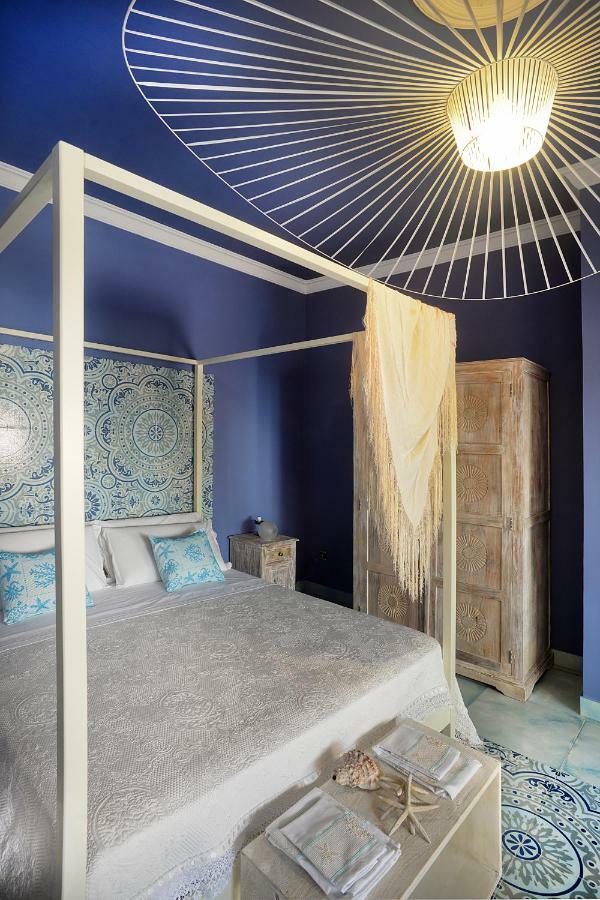 Donna Filomena Casa Vacanza Di Charme Salerno Buitenkant foto