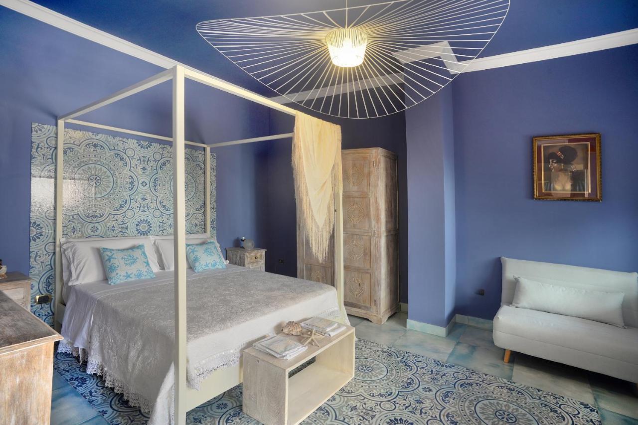 Donna Filomena Casa Vacanza Di Charme Salerno Buitenkant foto
